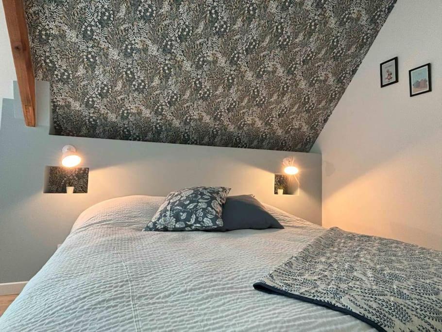 Duplex Parapluies De Cherbourg Netflix Parking Eksteriør billede
